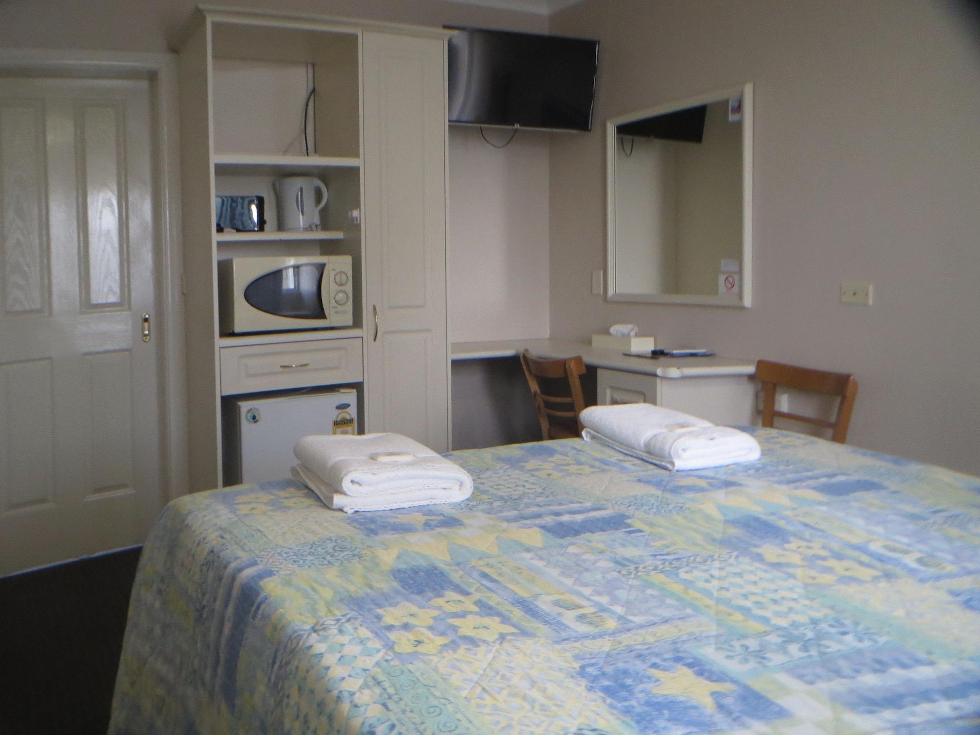 Coachman Hotel Motel Parkes Exterior foto
