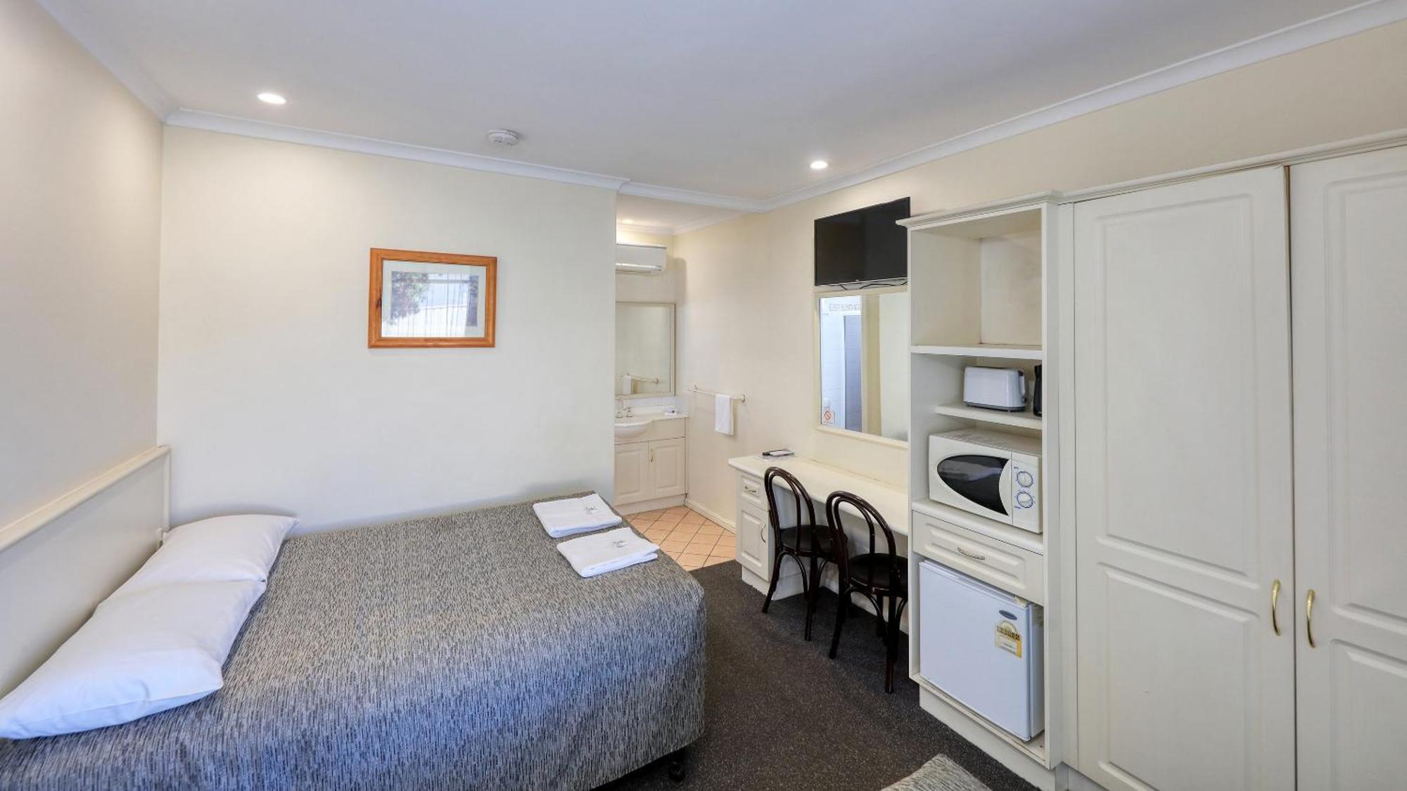 Coachman Hotel Motel Parkes Exterior foto